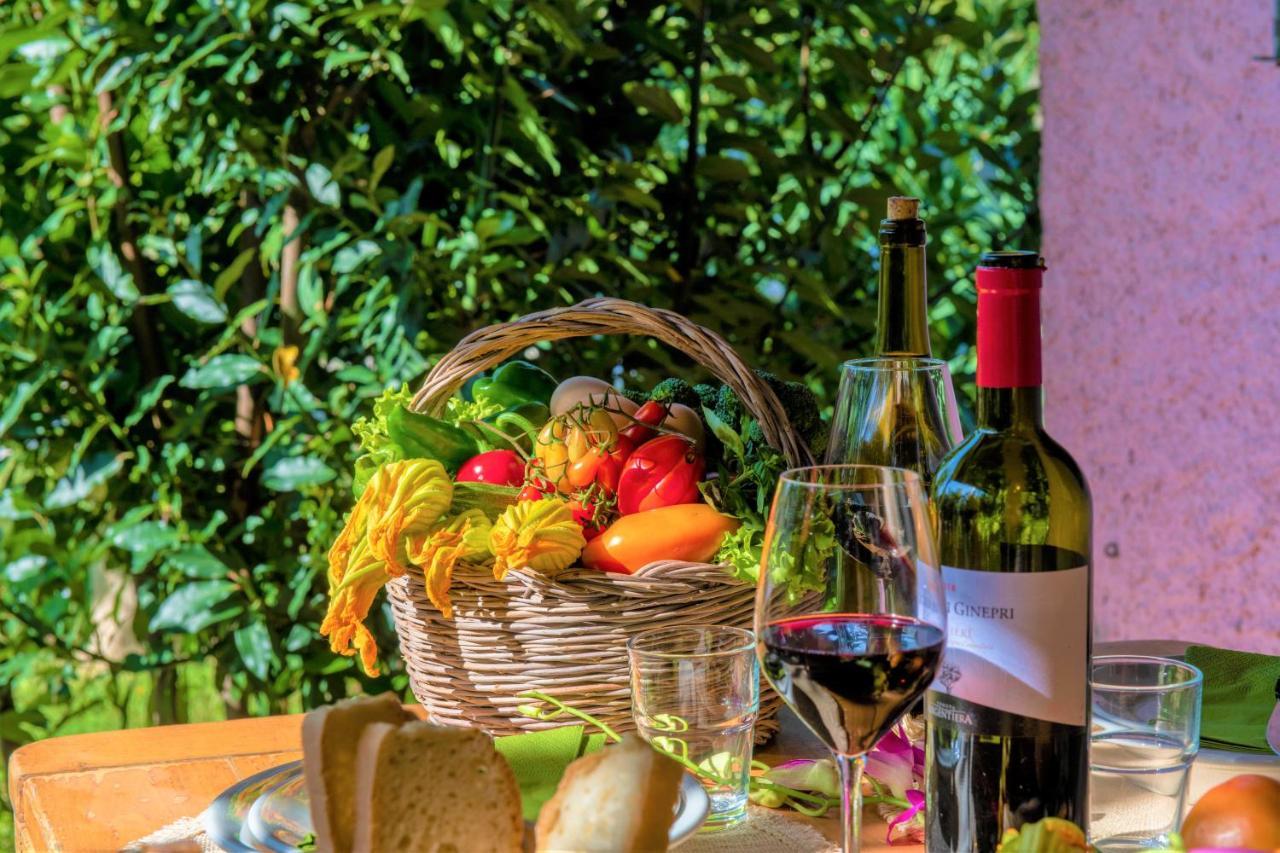 Hostly - Country House Donoratico - Only For Families Εξωτερικό φωτογραφία